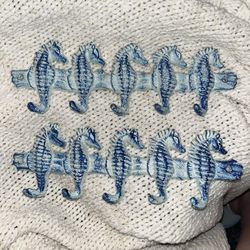 Metal Seahorse Hooks 