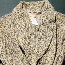 Ladies Cheetah Wrap Around Robe