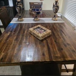 Bay Creek Counter Height Extendable Dining Table & 4 Stools In 