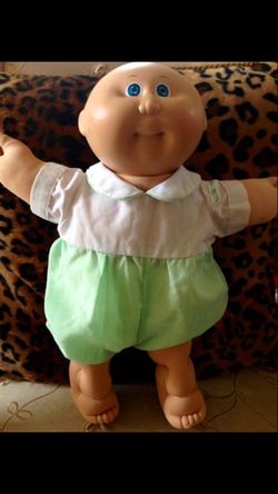 VINTAGE CABBAGE PATCH KID DOLL