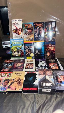 VHS movie bundle 31 vhs all for $30