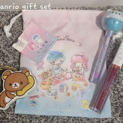 Hello Kitty And Friends Gift Set