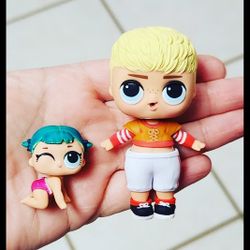 LOL Surprise Dolls Boys Series 2 Captain Q.B. & Lil Sis 