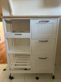Rollaway kitchen island/cart