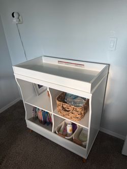 Changing tables with cubbies