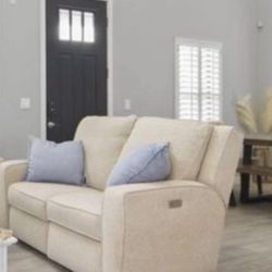 Recliner Sofas With USB Connection 