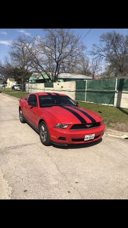 2010 ford mustang