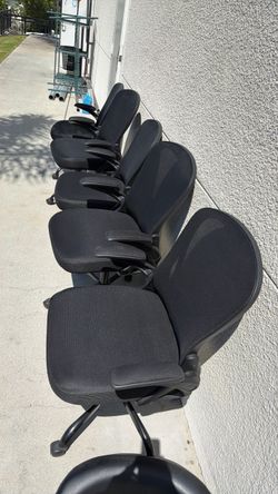 Computer desk chairs