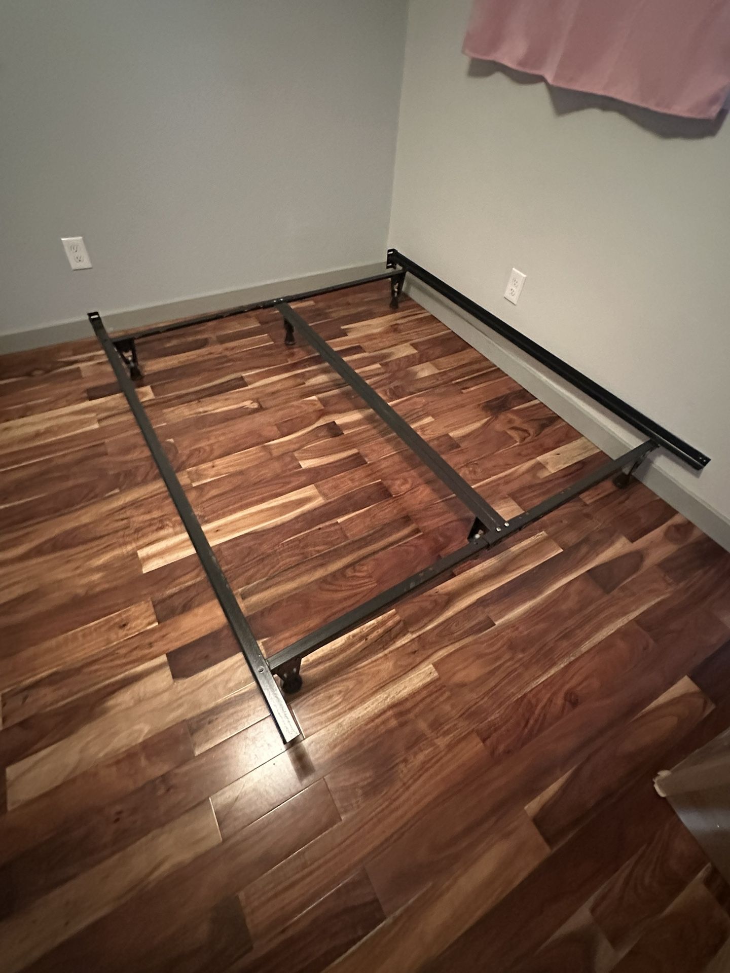 Metal Bed frame