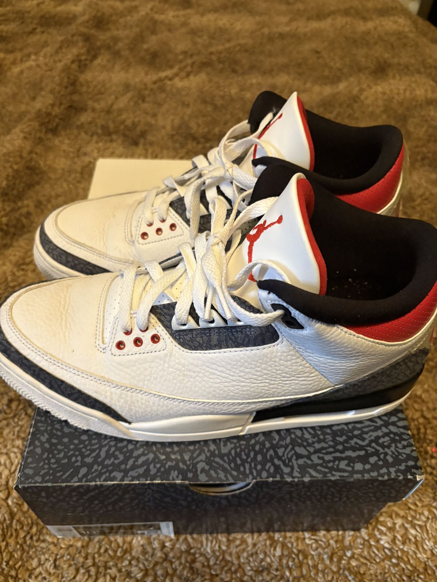 Size 10.5 - Jordan 3 Retro Denim SE Fire Red 2020