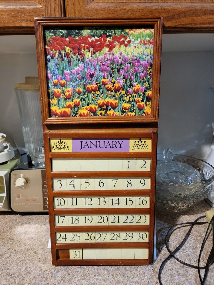 Vintage Wooden Calendar Or Coasters Or Canister 