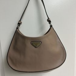 Shoulder Bag- Brand New- Beautiful Toupee 