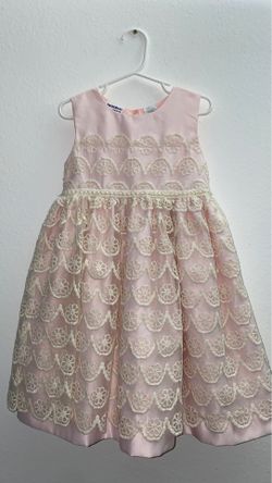 Girls party pink lace dresses (size 5T)