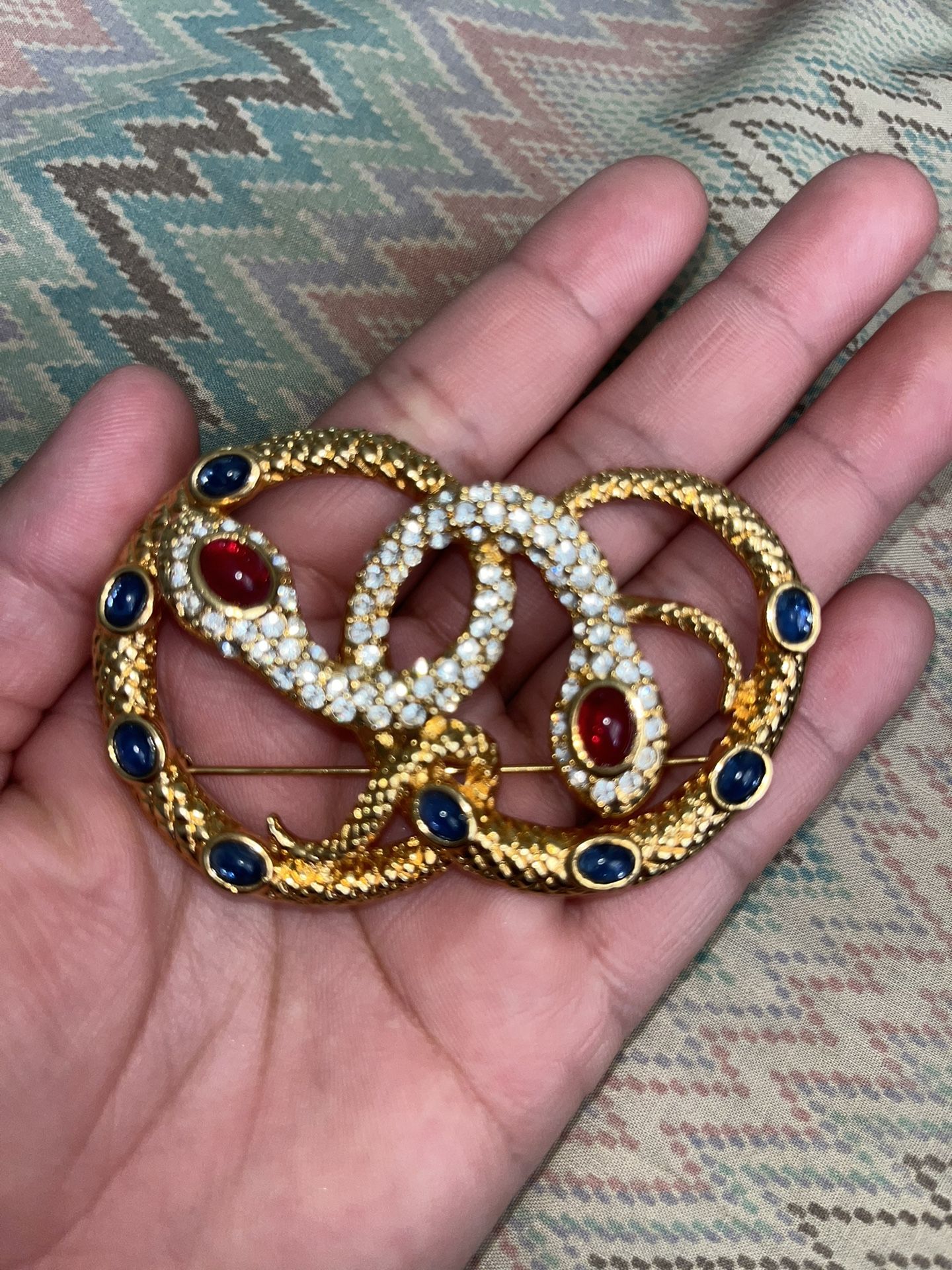 Kenneth Jay Lane’s brooch for Avon