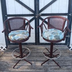 Vintage Retro Rattan Swiveling Bar Stool Chairs
