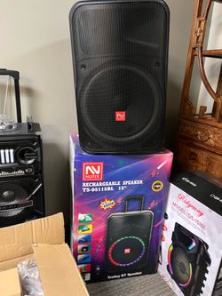 15 inch rechargeable Bluetooth speaker/aux/fm/USB and SD port/microphone for karaoke/brand new!!