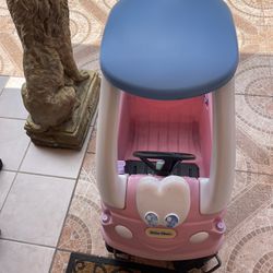 Stroller for children in good condition and clean with its whistle and door with security