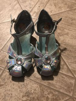Frozen shoes