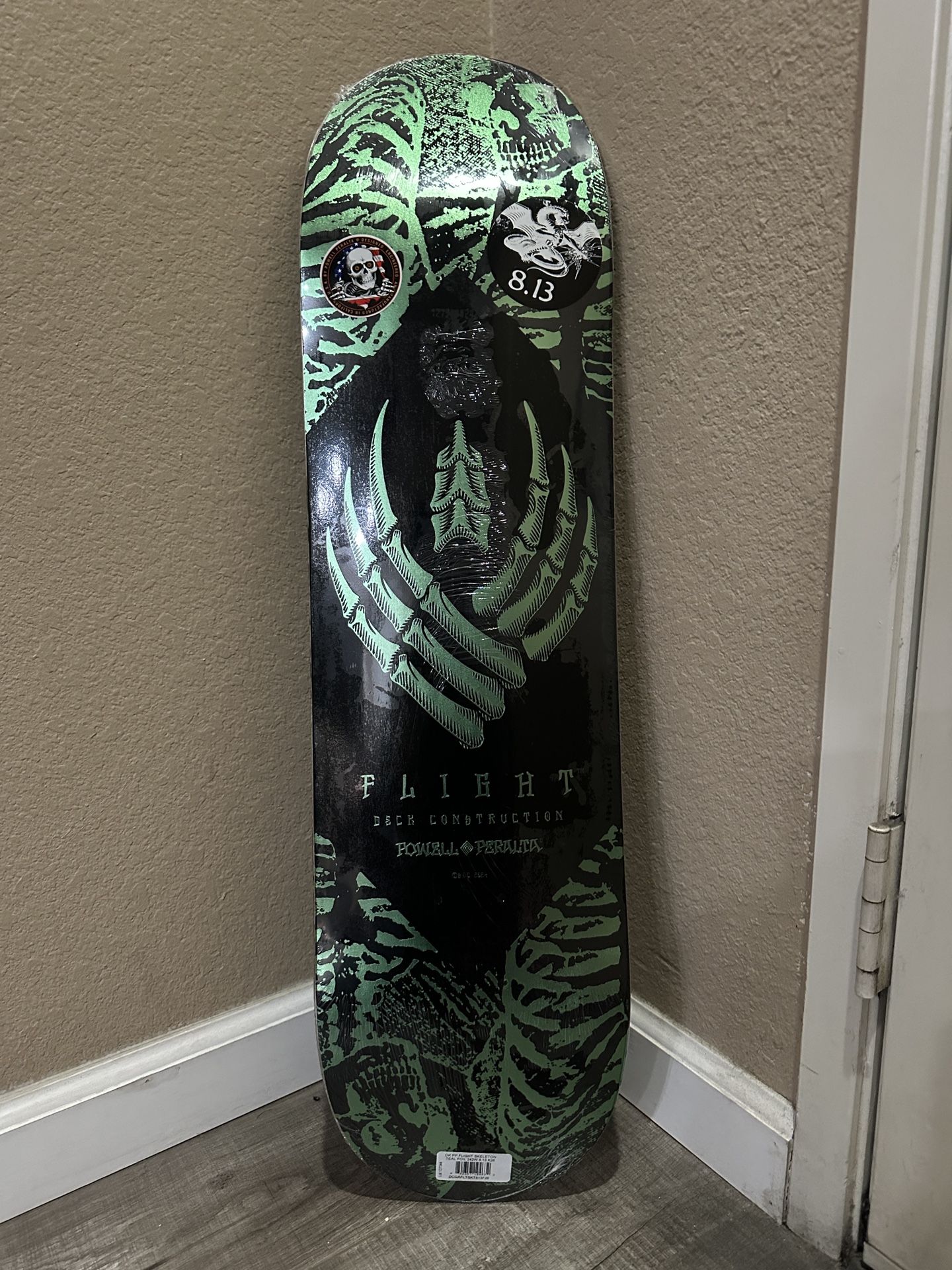 Powell Peralta Skeleton Foil Teal FLIGHT 8.13 in x 31.58 in Skateboard Deck  NEW!