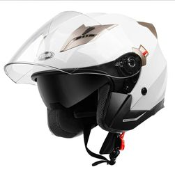 YEMA MOTORCYCLE HELMET MODEL # YEMA-627WL.