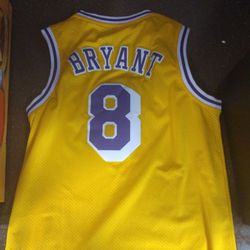 Kobe Bryant Throwback Lacker Jersey 