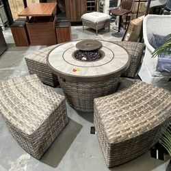 Outdoor Furniture 