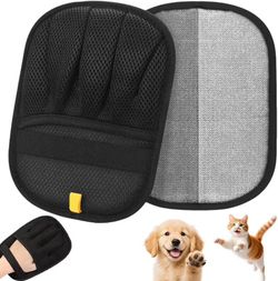 Pet Hair Removal Glove for Cats and Dogs - Electrostatic, Reusable Brush for Couch, Carpet, Car Seat & Laundry