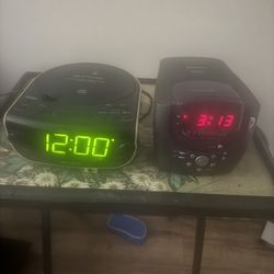 Radio/Cd Player /clock
