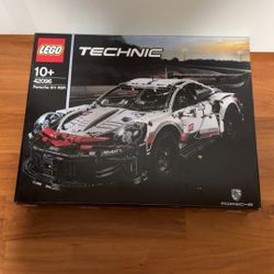 LEGO Technic Porsche 911 RSR – Brand New / Complete Set