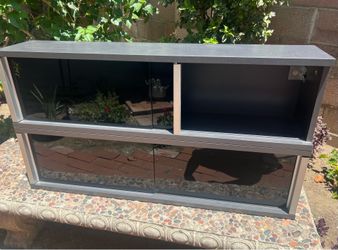 Six pc DVD Storage