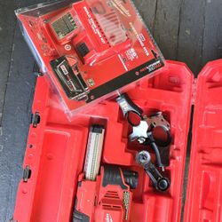 Hammer Vac  M 12...Bateria Con Cargador 