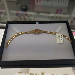 10k Gold Breaclte 6.8 Gram Layway Available 10% Down If You Interested Please Make Sure You Ask For Maribel Thank You 