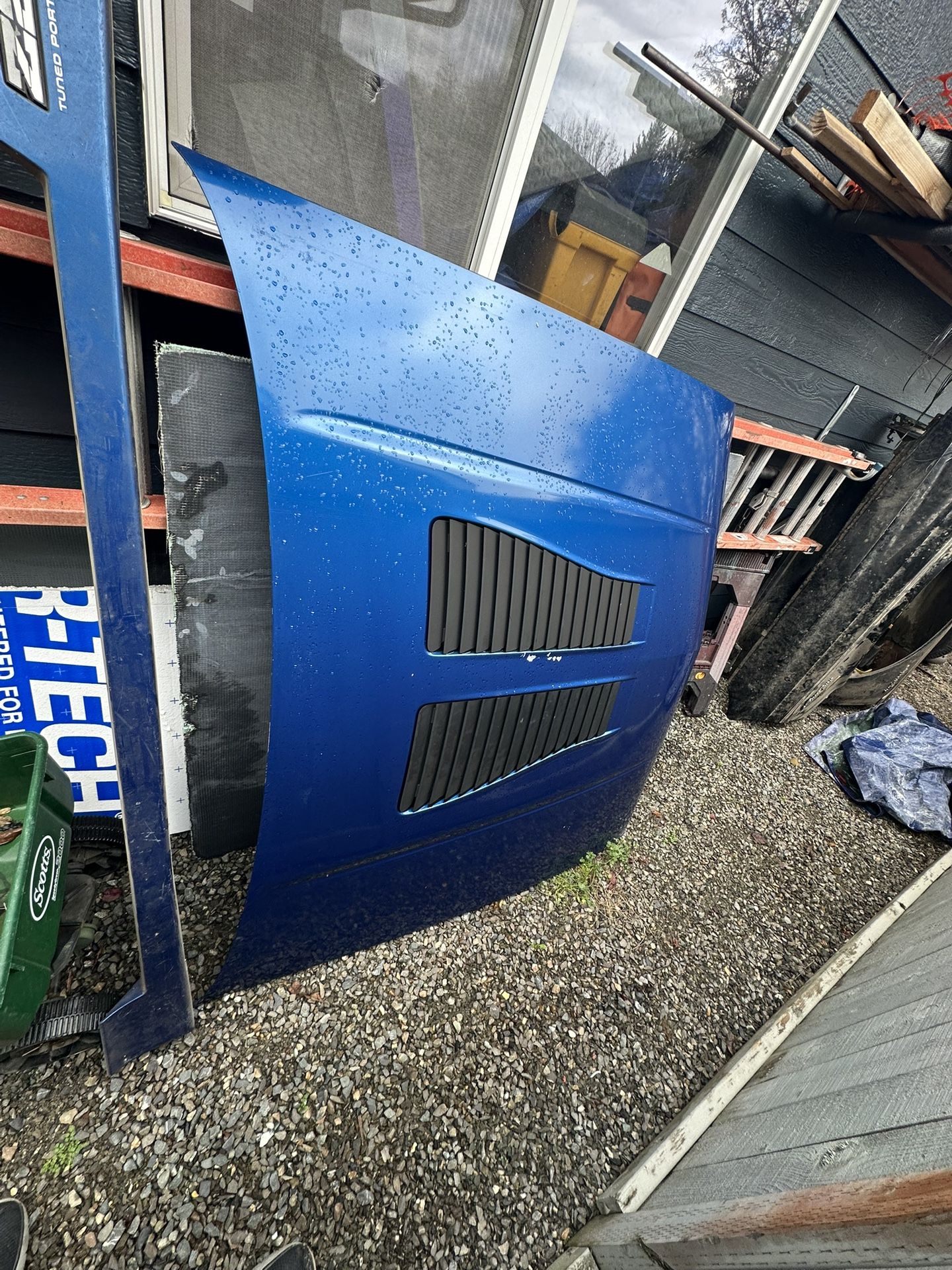 87 88 Camaro Iroc Z28 Hood