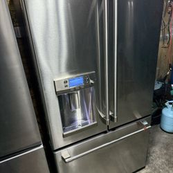 Ge Cafe Series French Door Refrigerator 
