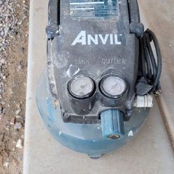 Compressor 3 Gallon Pancake Anvil