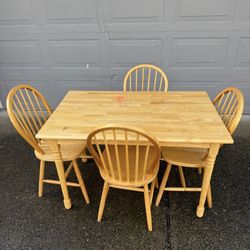 Dinning Table /4 Chairs