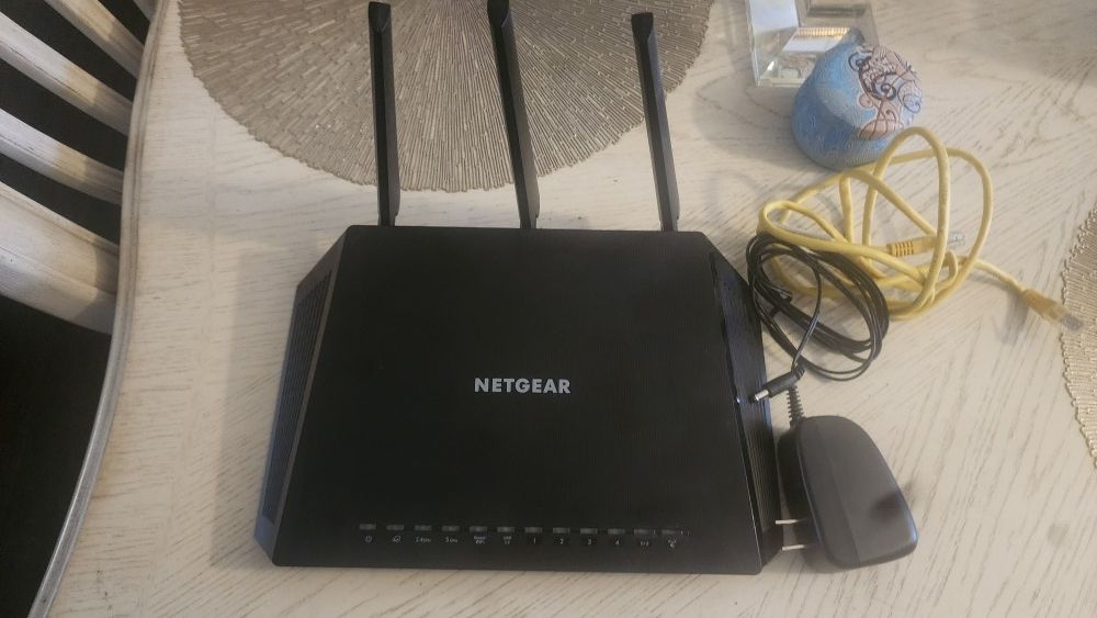 Router Netgear R7350 Like New
