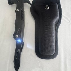 Multi use , screwdriver , hammer , flashlight , blade