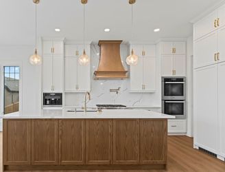 Shaker white / Single wall with island kitchen at an affordable