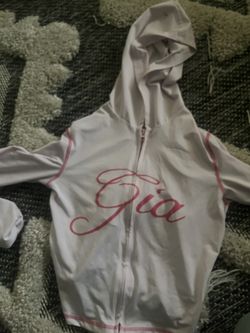 https://offerup.com/redirect/?o=SS5BTQ==.GIA jacket