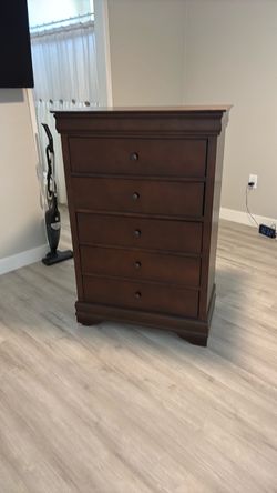 Dresser with hideaway drawer