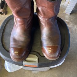 Red Wing Shoe Boots 9EE Slip On Pecos2.0.