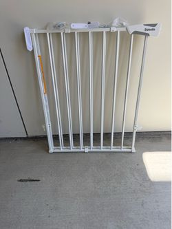 Baby gate