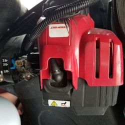 TROY BILT 2 PIECE GRASS TRIMMER (MULTI-TOOL ATTACHMENTS ARE AVAILABLE! $100.