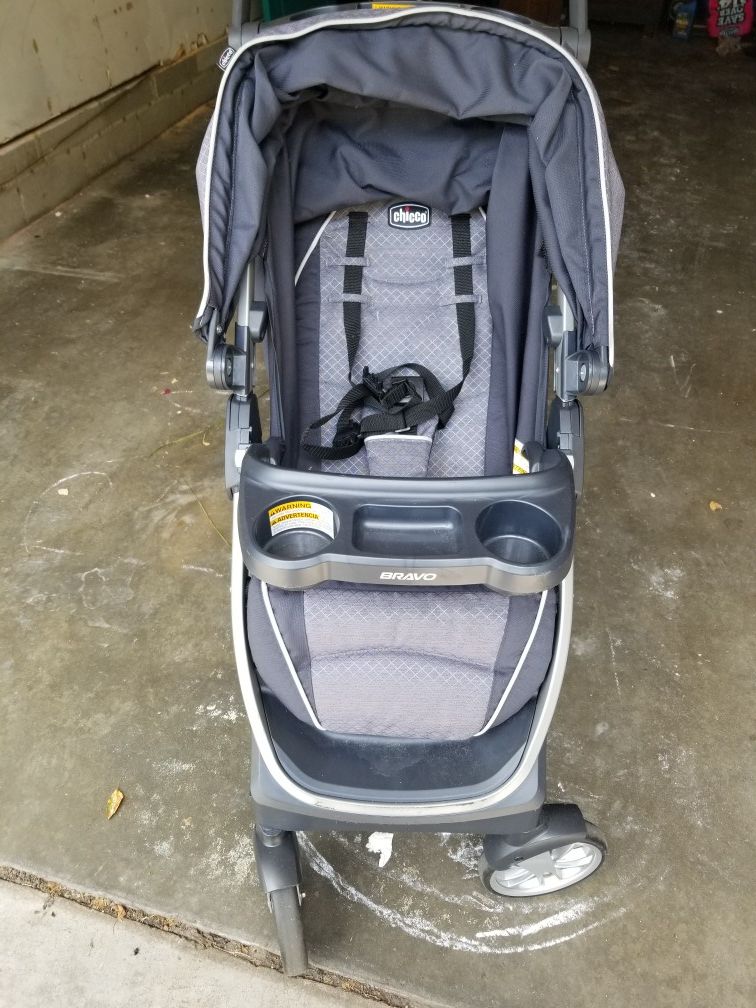 Newborn Chicco carseat and a stroller (newborn to 2 year carseat) can sell separately.