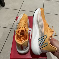 New Balance FuelCell Rebel v2 Men Size 8