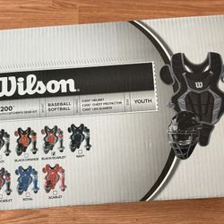 WILSON C200 Youth Catcher's Gear Kit