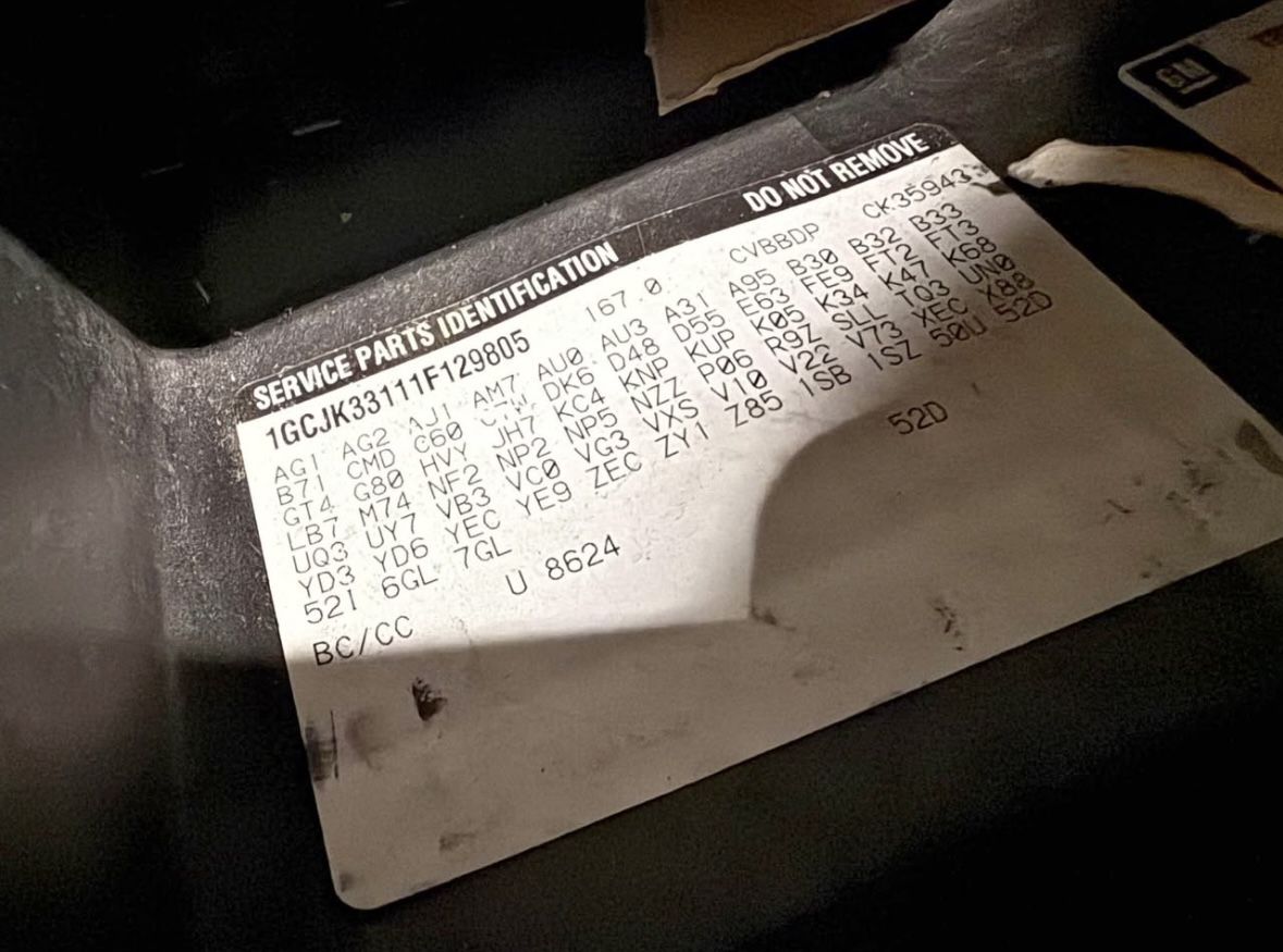 2001 Chevy Silverado 3500 lb7 Duramax part out