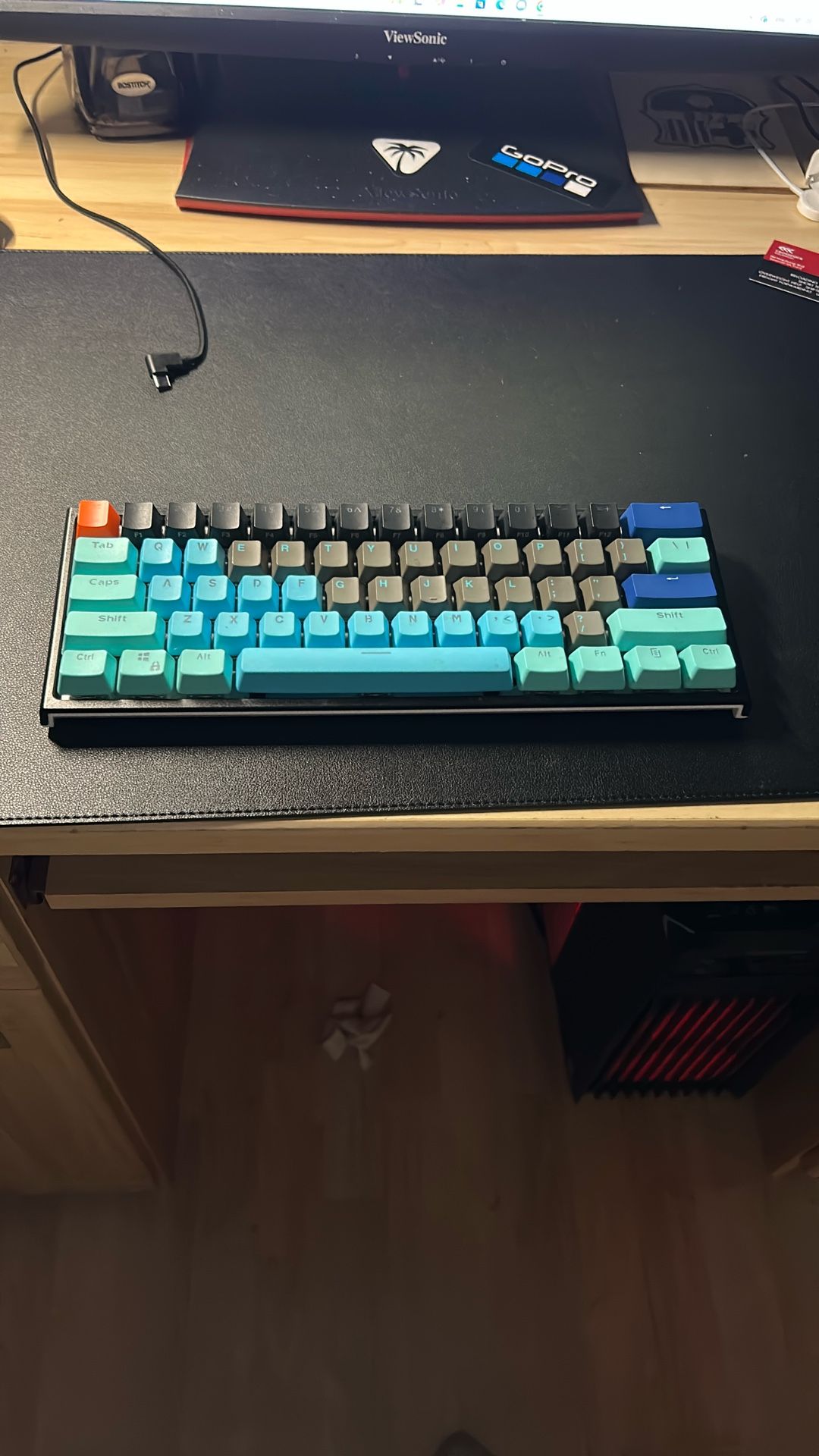 Ducky 1 2 Mini Keyboard