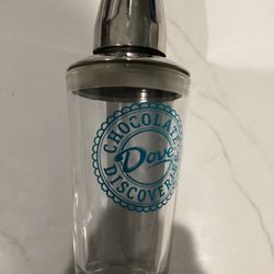 DOVE CHOCOLATE DISCOVERIES Cocktail Shaker Mixer & Strainer